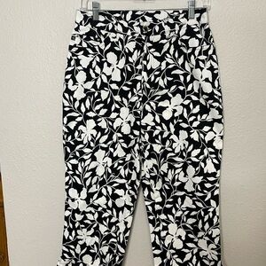 LAUREN RALPH LAUREN Women's Floral Cropped Black and White Pants Size 8P